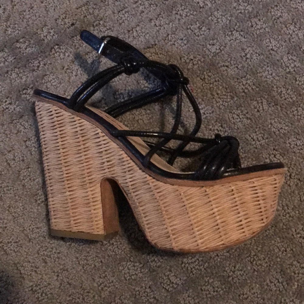 Prada Wicker Platform shoes - Picture 4 of 4